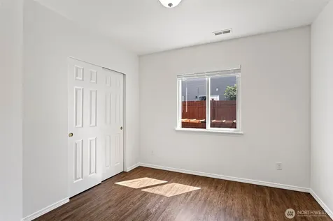 17625 12th Place W Lynnwood WA 98037