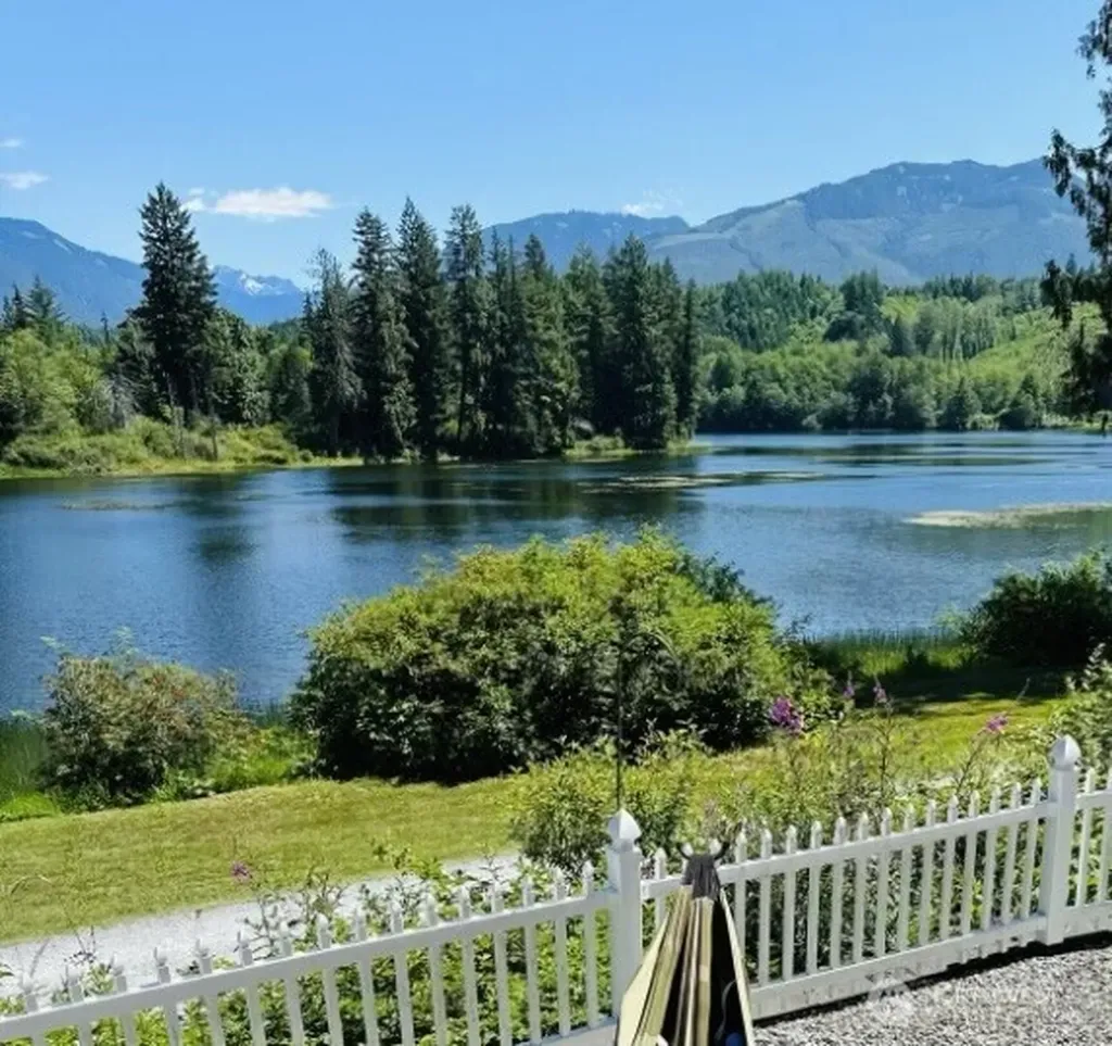 44847 Kloshe Trail Concrete WA 98237