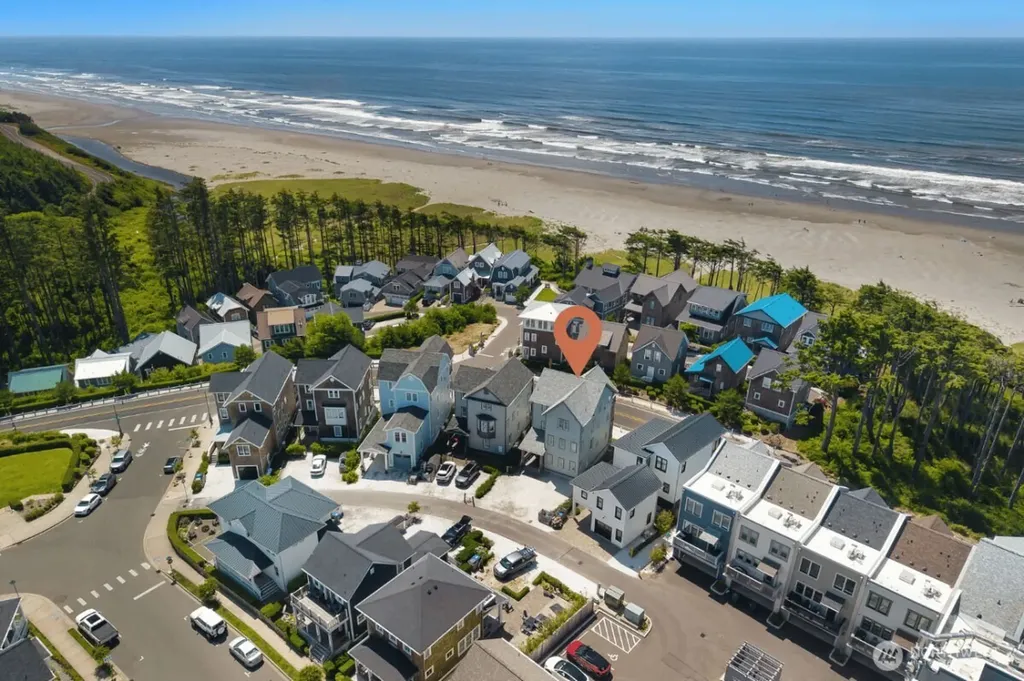 32 Ocean Tide Lane Pacific Beach WA 98571