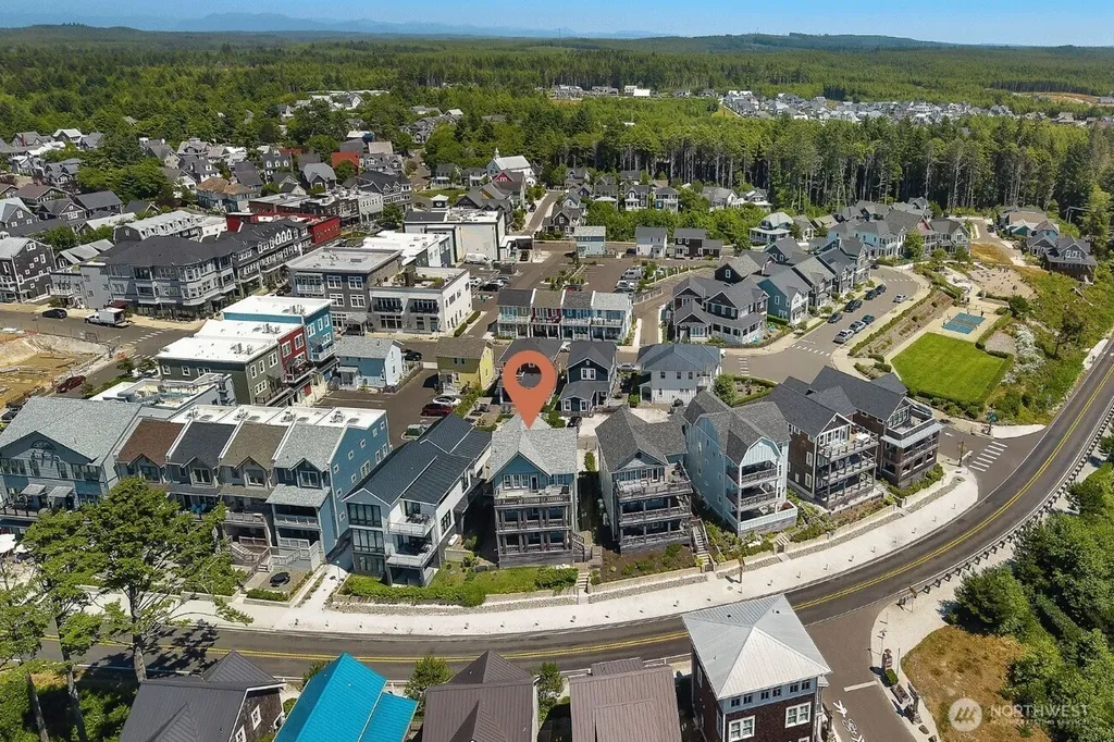32 Ocean Tide Lane Pacific Beach WA 98571