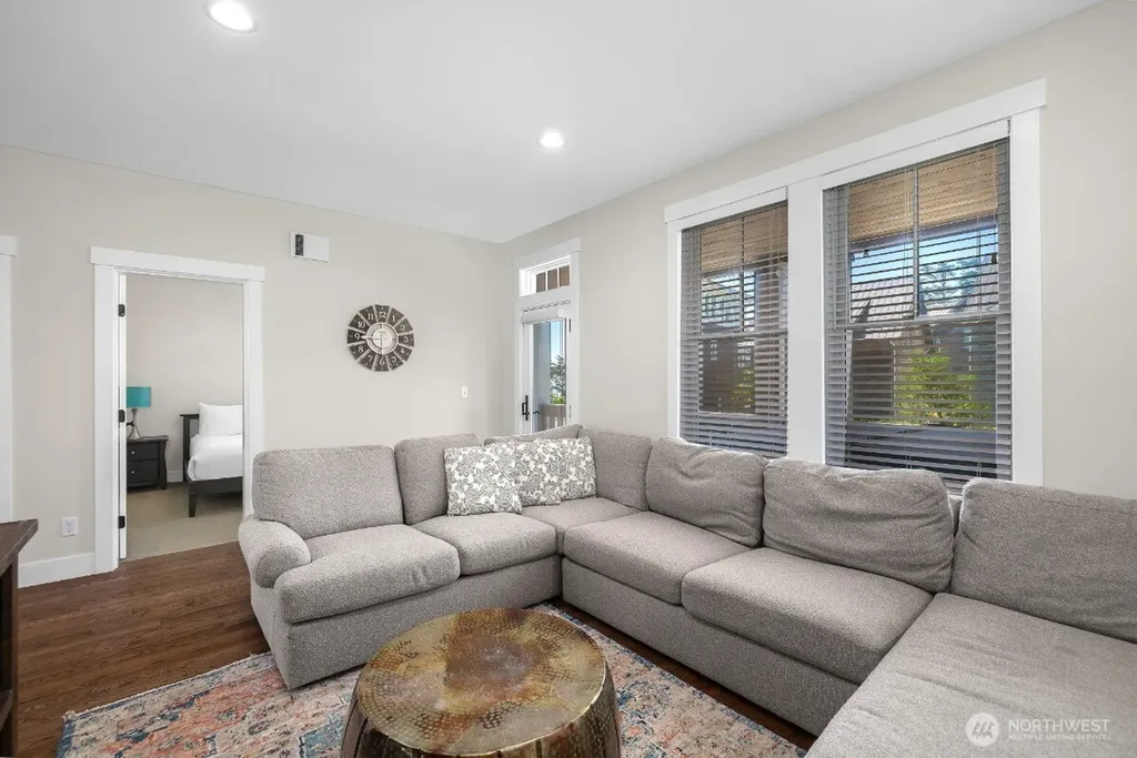 32 Ocean Tide Lane Pacific Beach WA 98571