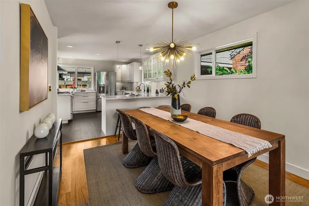 4861 24th Avenue S Seattle WA 98108
