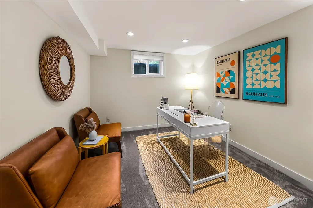 4861 24th Avenue S Seattle WA 98108