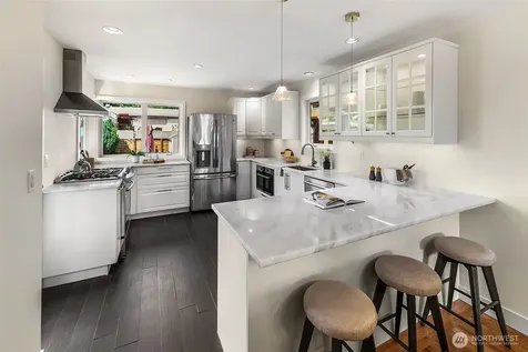 4861 24th Avenue S Seattle WA 98108