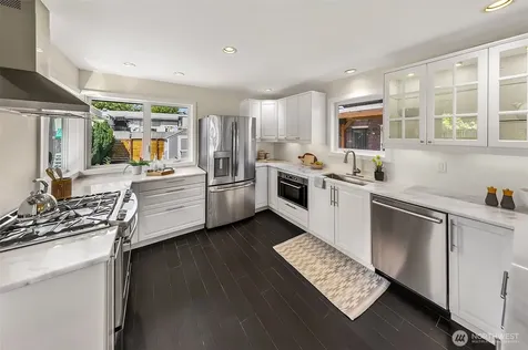 4861 24th Avenue S Seattle WA 98108