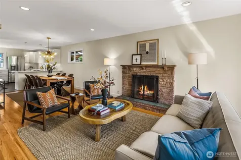 4861 24th Avenue S Seattle WA 98108