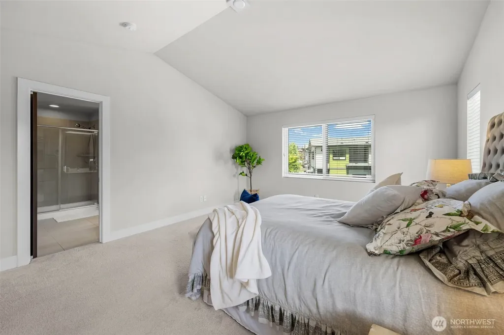12229 SE 251st Place Kent WA 98030
