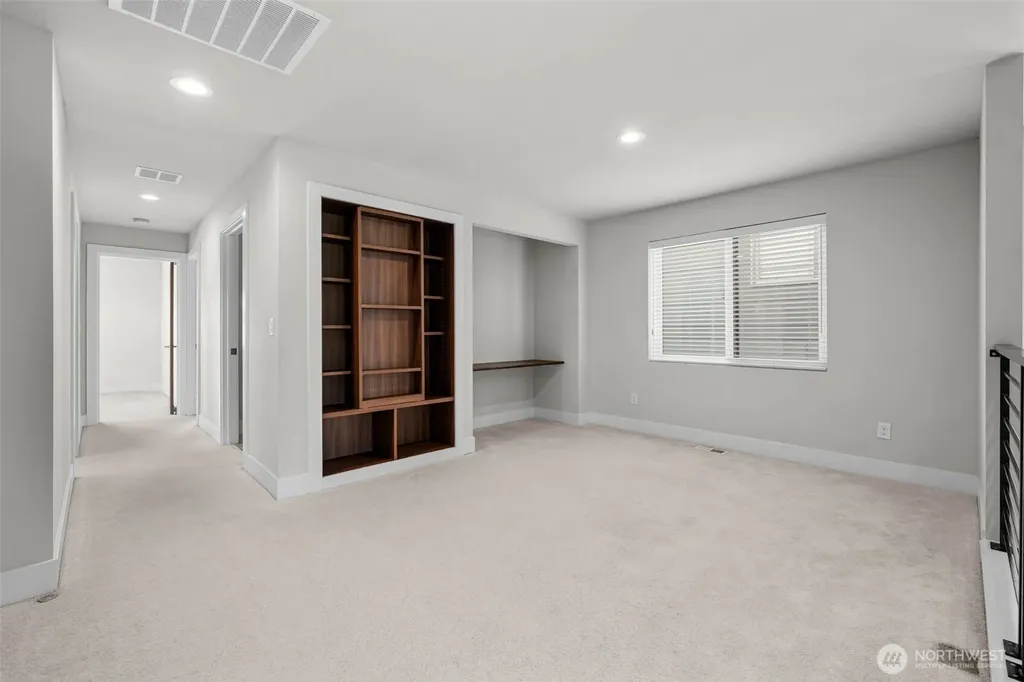 12229 SE 251st Place Kent WA 98030