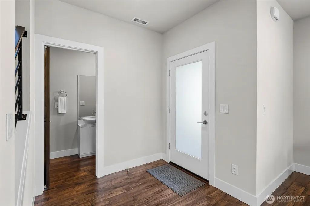 12229 SE 251st Place Kent WA 98030