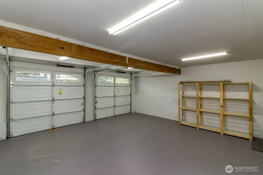 6109 50 St Court W University Place WA 98467