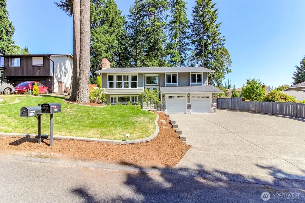 6109 50 St Court W University Place WA 98467