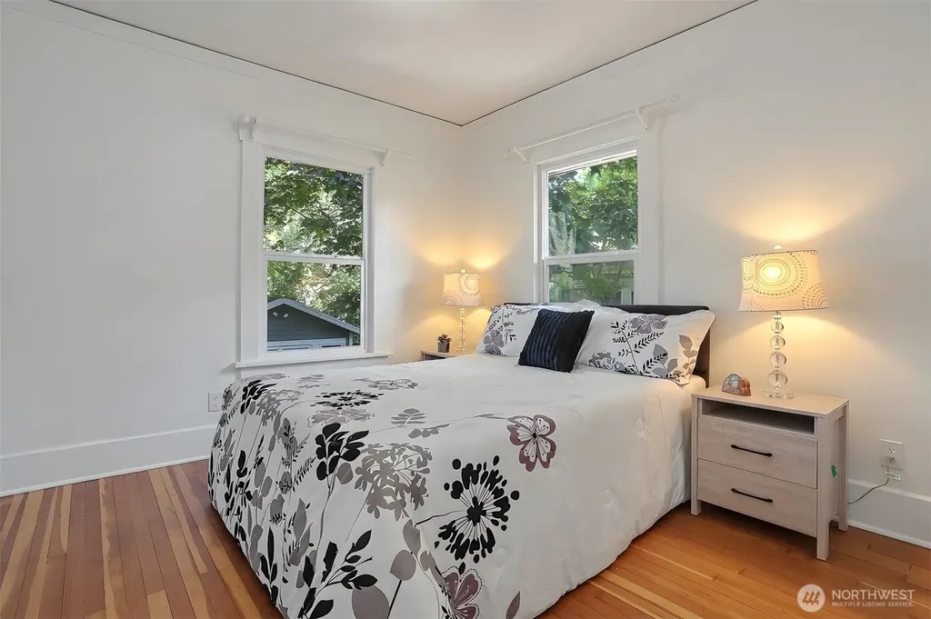 322 N 81st Street Seattle WA 98103