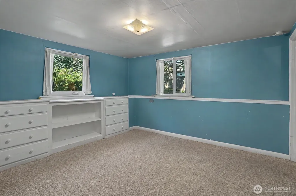 322 N 81st Street Seattle WA 98103