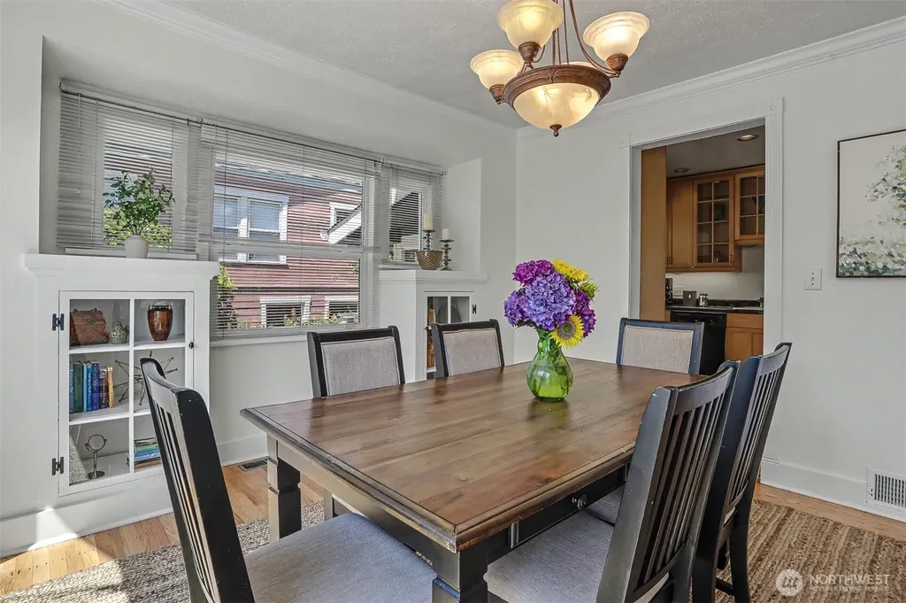 322 N 81st Street Seattle WA 98103