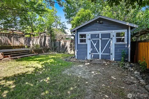 322 N 81st Street Seattle WA 98103