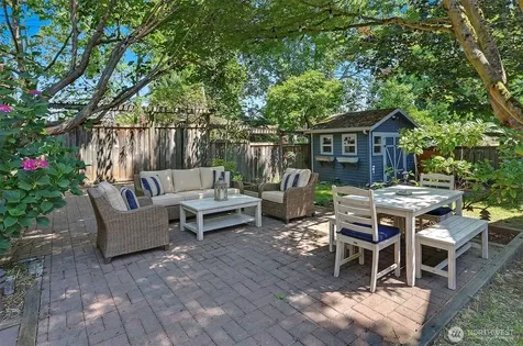 322 N 81st Street Seattle WA 98103