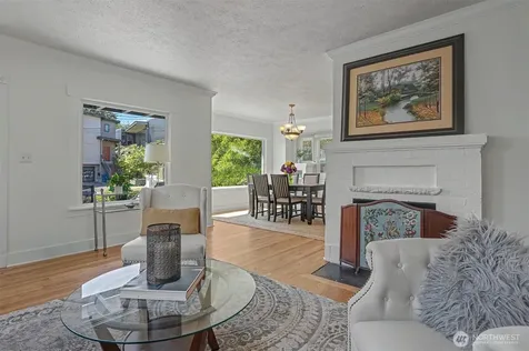 322 N 81st Street Seattle WA 98103