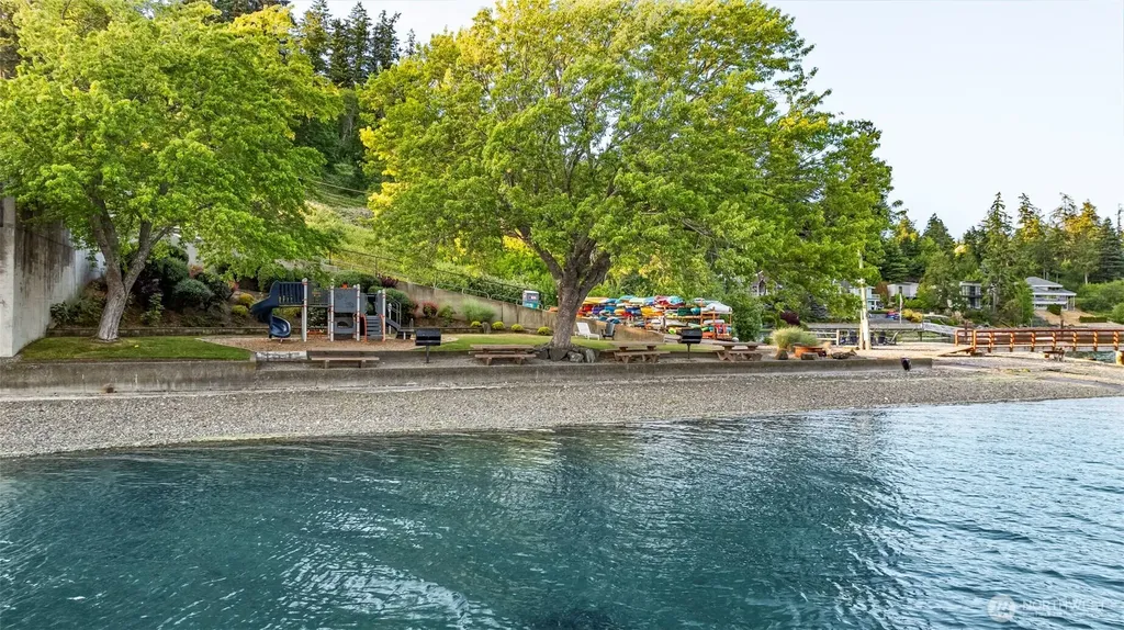 164 Madrona Drive NW Gig Harbor WA 98335