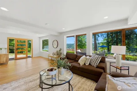 164 Madrona Drive NW Gig Harbor WA 98335