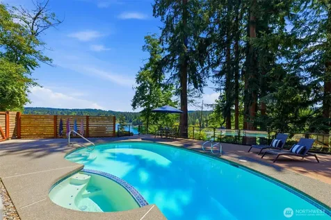 164 Madrona Drive NW Gig Harbor WA 98335