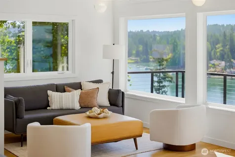 164 Madrona Drive NW Gig Harbor WA 98335