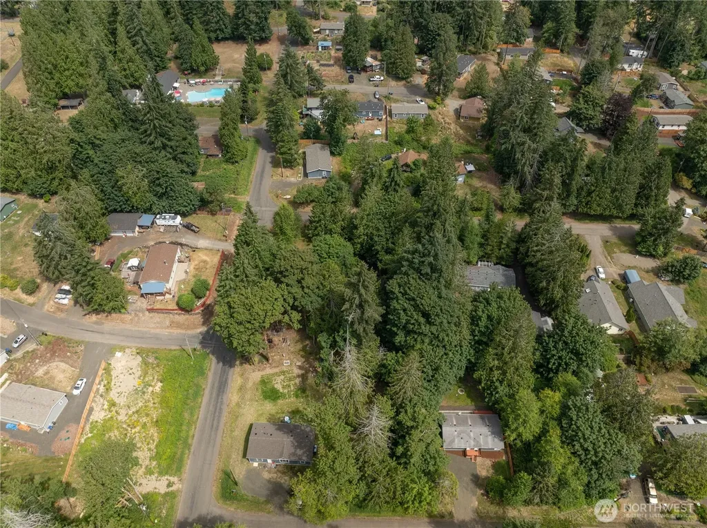 31 E Earll Drive Shelton WA 98584