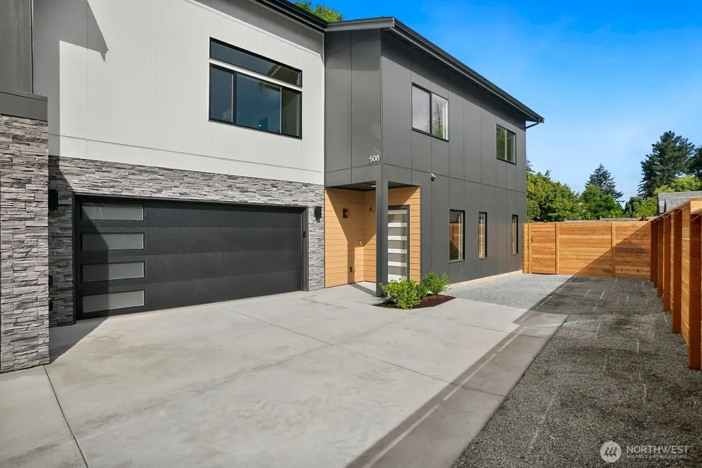 508 SW 137th Street Burien WA 98166