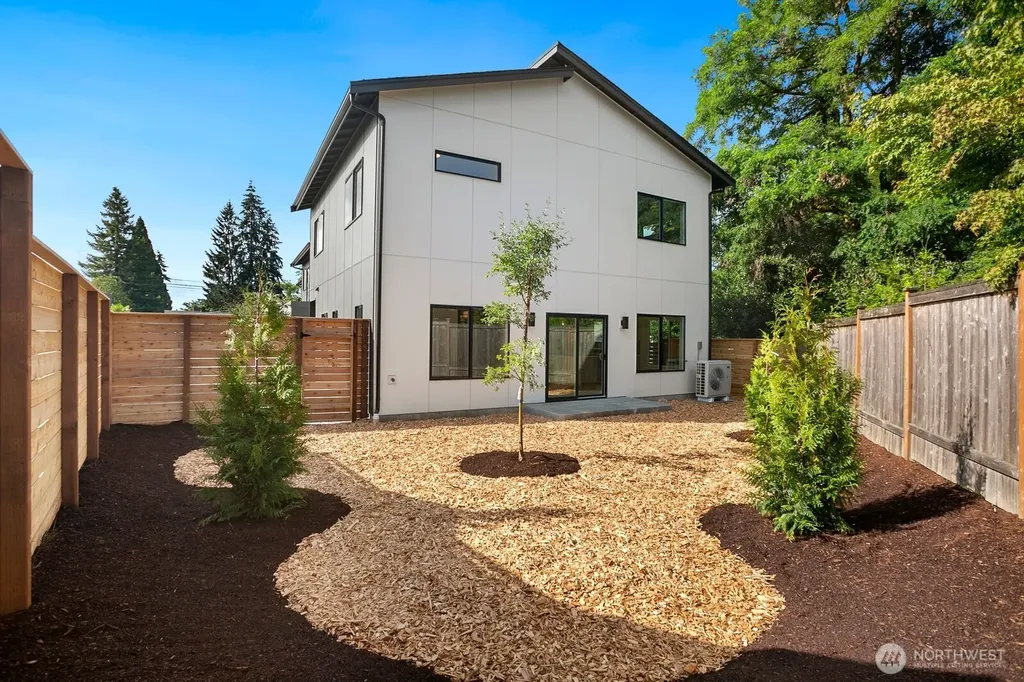 508 SW 137th Street Burien WA 98166
