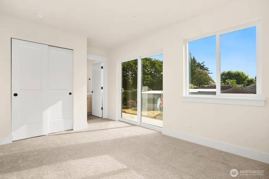 508 SW 137th Street Burien WA 98166