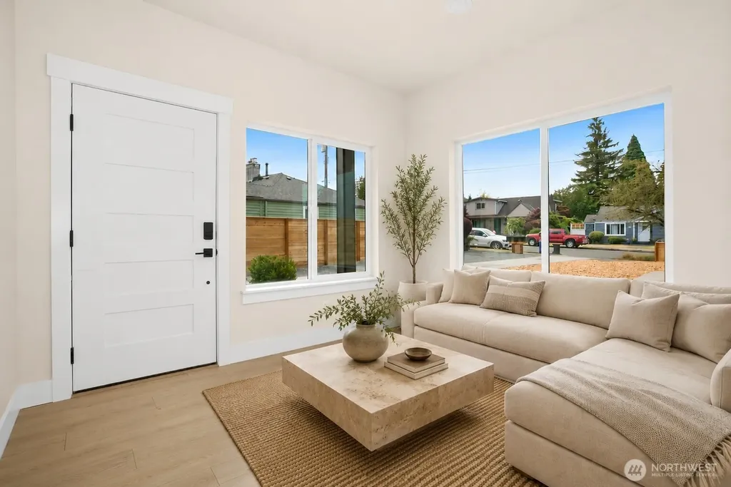 508 SW 137th Street Burien WA 98166