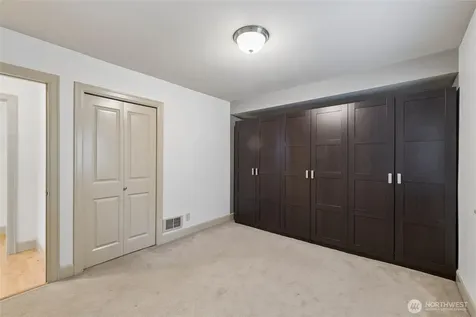 102 Galer Street Seattle WA 98109
