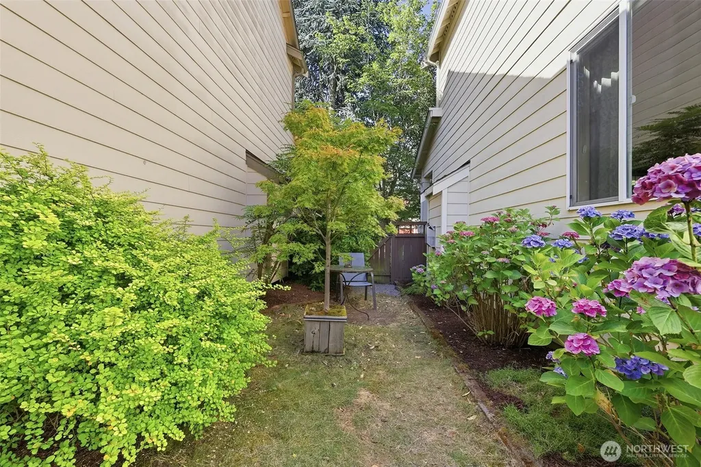 6321 Park Street E Fife WA 98424