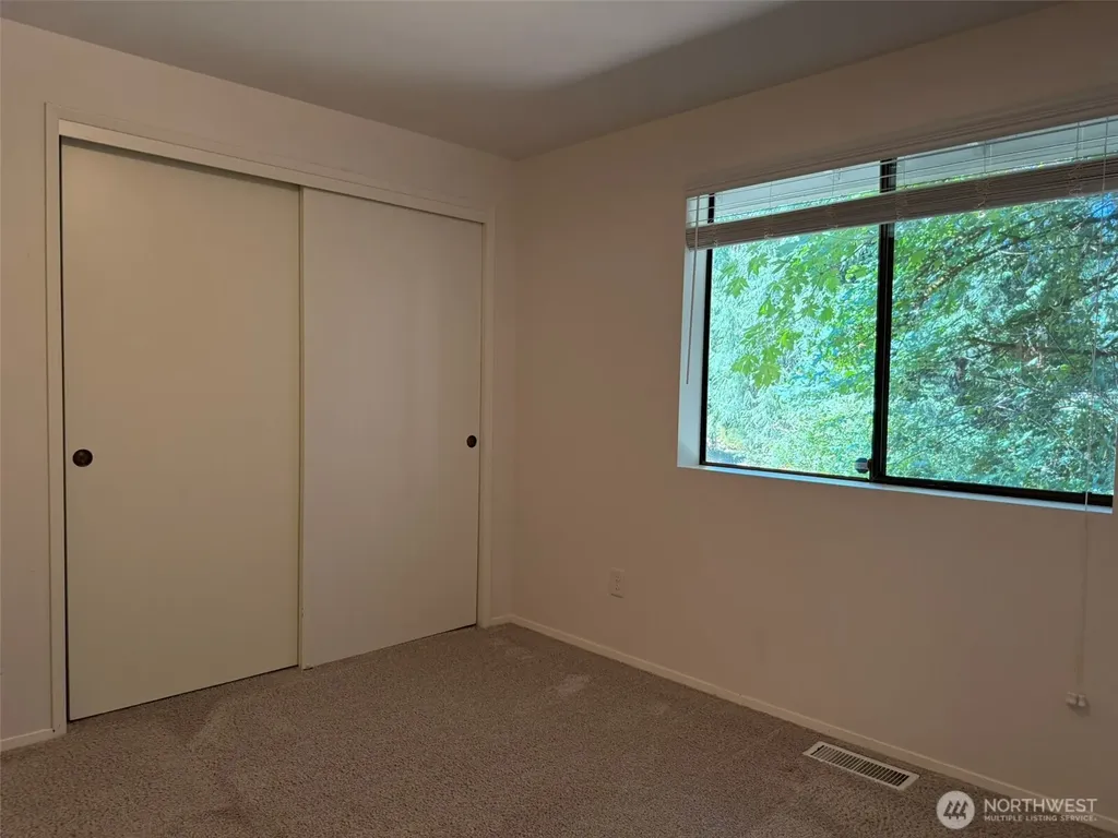 13921 217th Avenue SE Issaquah WA 98027