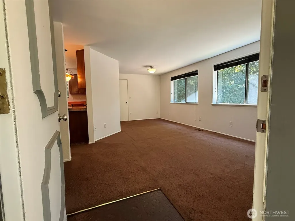 13921 217th Avenue SE Issaquah WA 98027