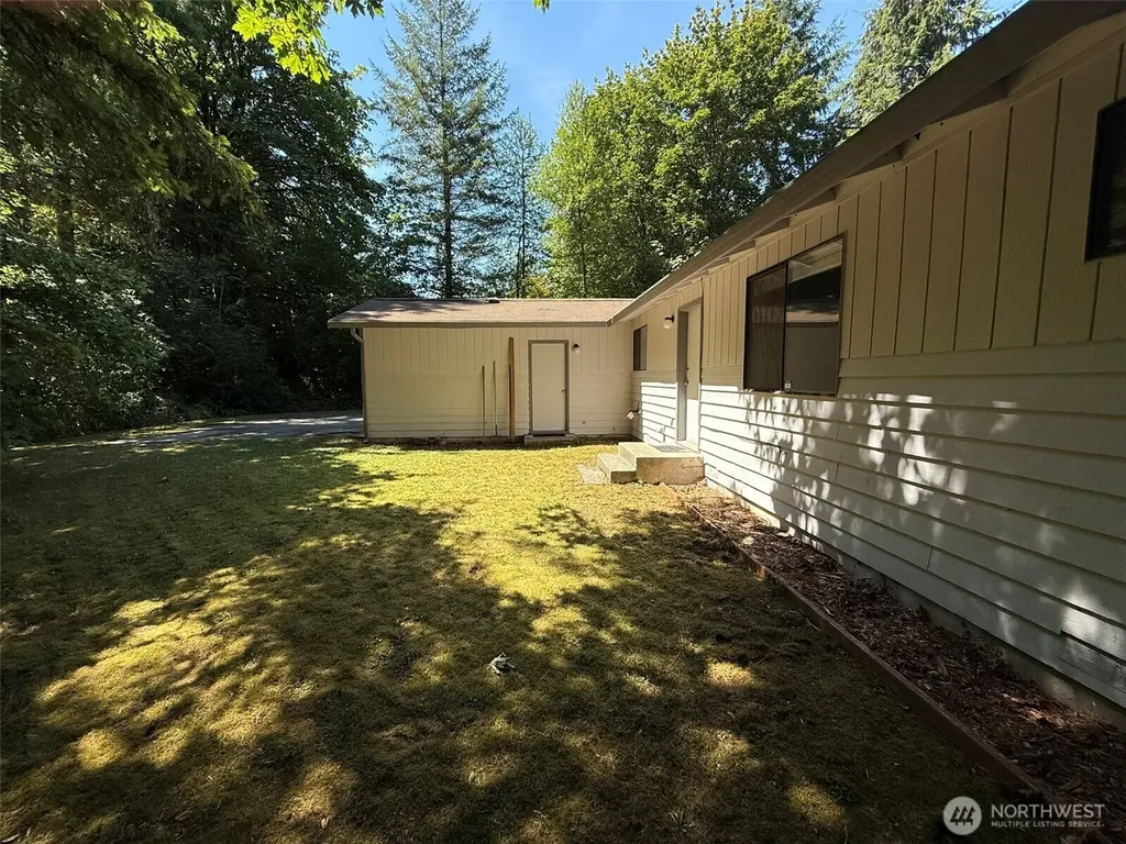 13921 217th Avenue SE Issaquah WA 98027
