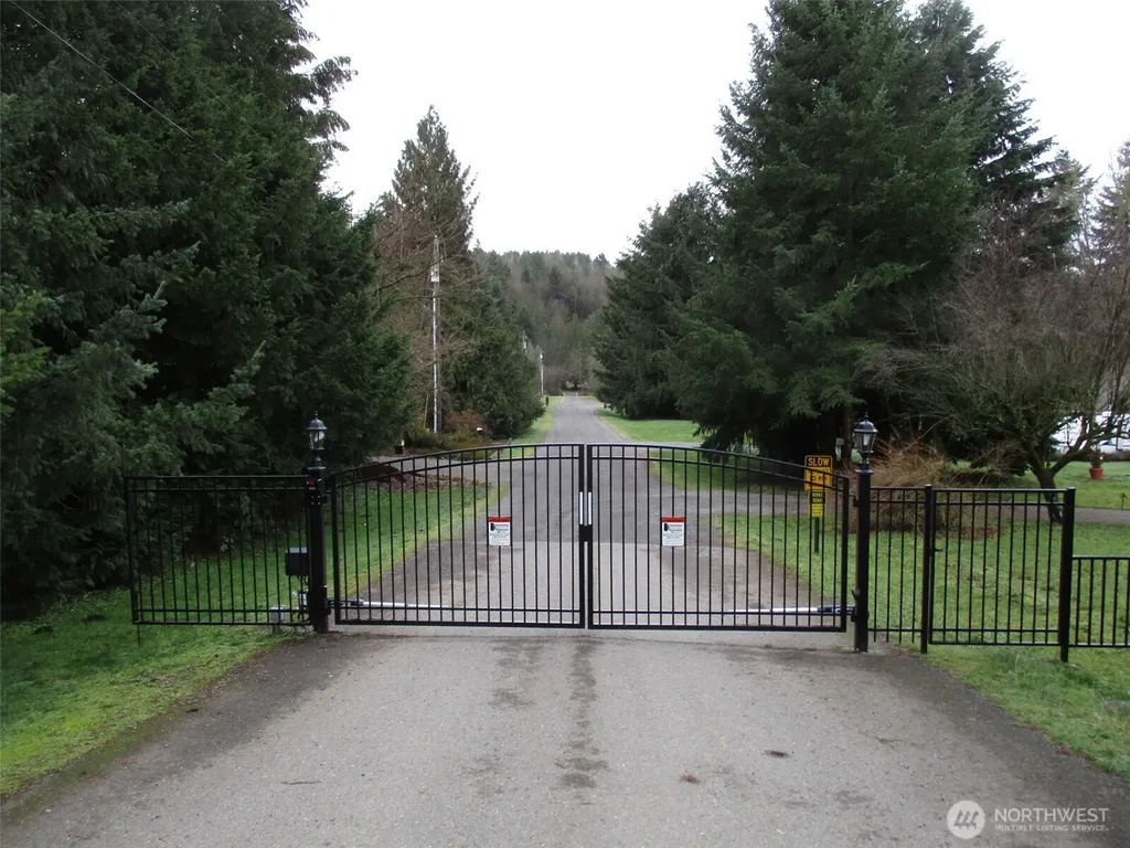 13921 217th Avenue SE Issaquah WA 98027