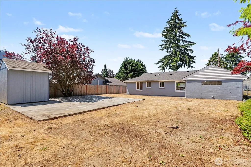 24305 58th Place W Mountlake Terrace WA 98043