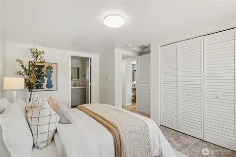 24305 58th Place W Mountlake Terrace WA 98043