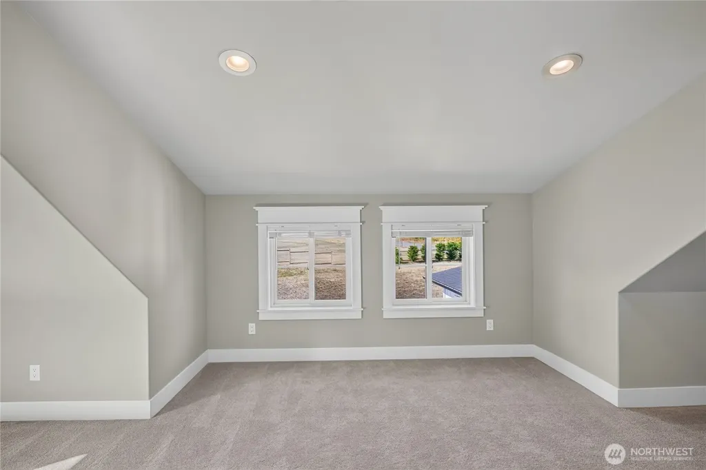 2115 Chinook Ridge Lane Oak Harbor WA 98277
