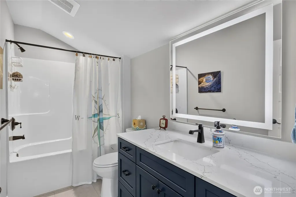 2115 Chinook Ridge Lane Oak Harbor WA 98277