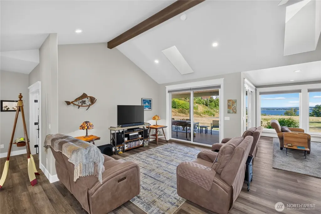 2115 Chinook Ridge Lane Oak Harbor WA 98277