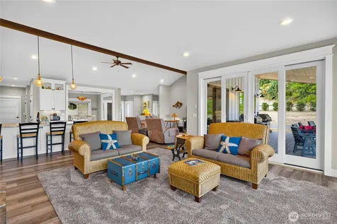 2115 Chinook Ridge Lane Oak Harbor WA 98277
