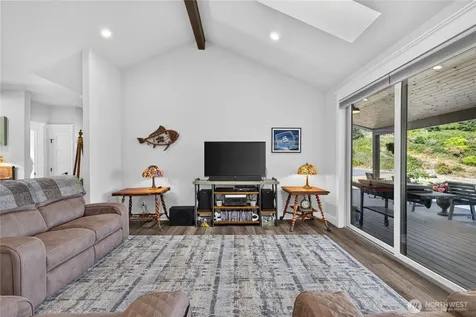 2115 Chinook Ridge Lane Oak Harbor WA 98277