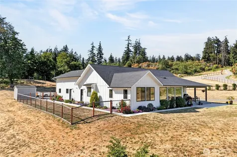 2115 Chinook Ridge Lane Oak Harbor WA 98277