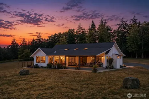 2115 Chinook Ridge Lane Oak Harbor WA 98277