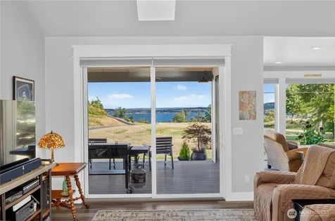 2115 Chinook Ridge Lane Oak Harbor WA 98277