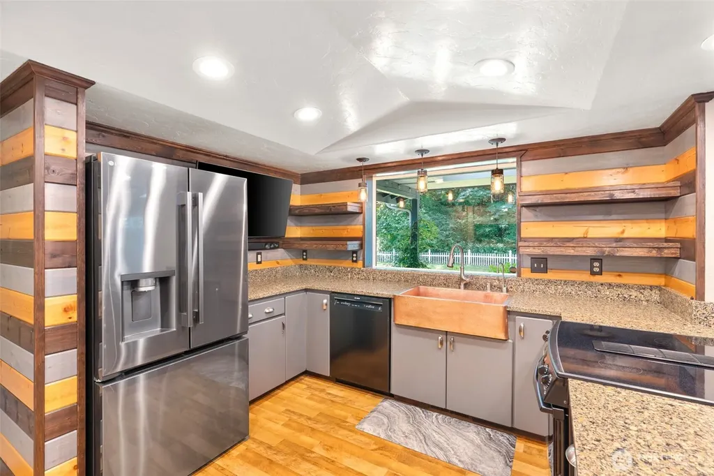 6808 Old Forest Lane SE Tumwater WA 98501