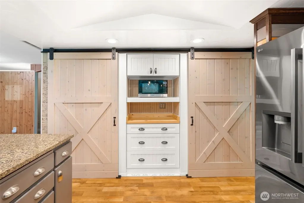 6808 Old Forest Lane SE Tumwater WA 98501