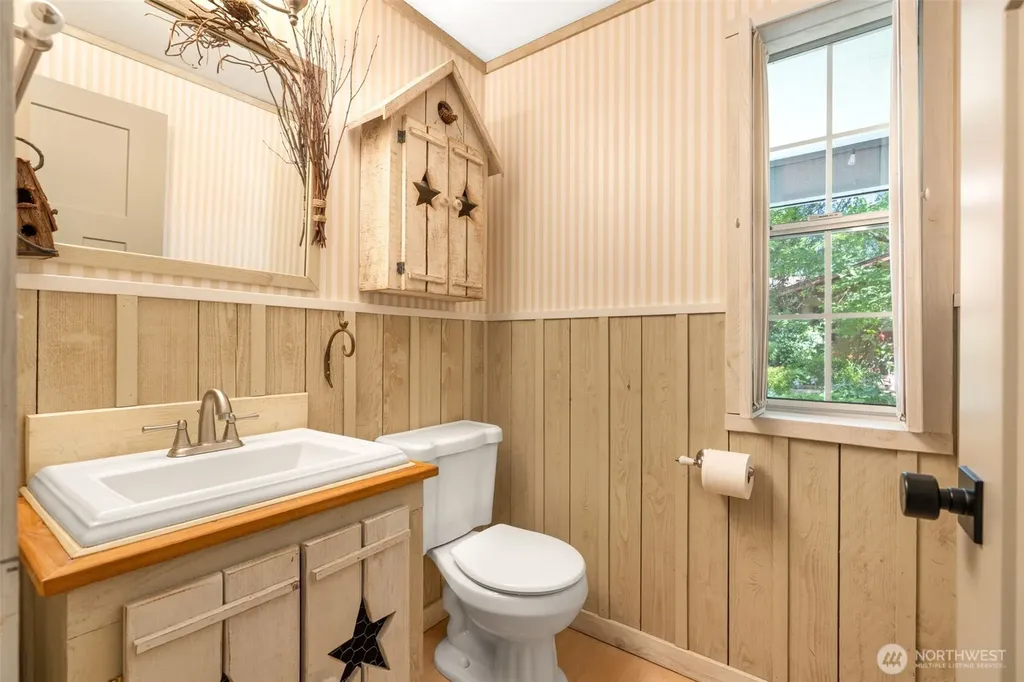 6808 Old Forest Lane SE Tumwater WA 98501