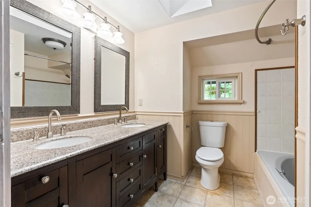 6808 Old Forest Lane SE Tumwater WA 98501